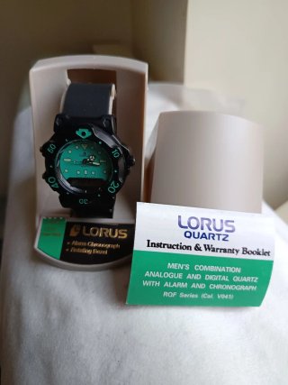 Lorus RQF021 Ana-Digi Vintage 100m – Full Set