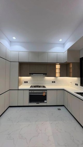 Cocina Modular Negra y Blanca