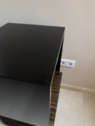 Mueble Cubo Madera Negro y Marrón