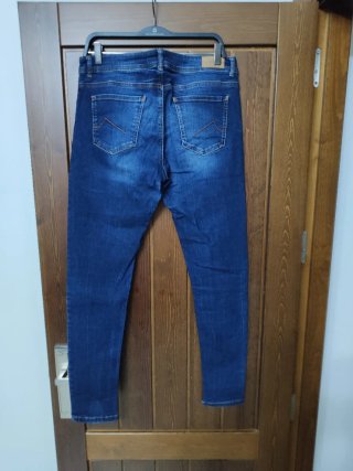 Pantalón vaquero azul Clockhouse