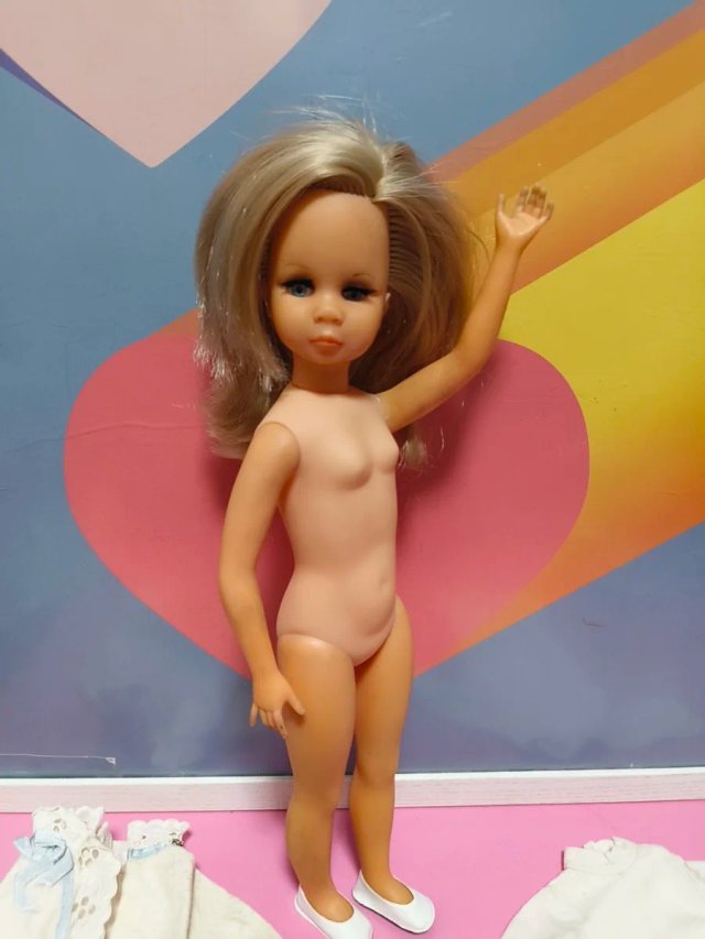 Muñeca  sirenita   de icsa hermana de Clania