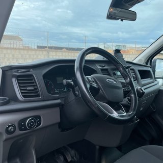 Ford Transit 2021