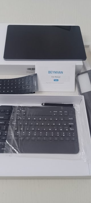 Tablet da 13 pollici con tastiera e mouse