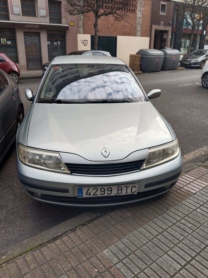 Renault Laguna 2002 - foto 1