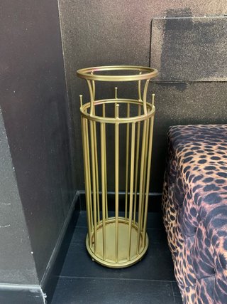 Paragüero dorado estilo jaula