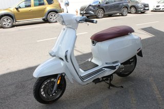 Lambretta V50
