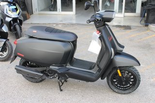 Lambretta V50
