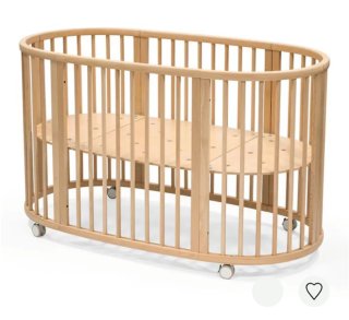 Cuna Stokke (posiblemente con sábanas)