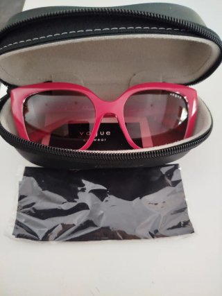 Gafas de sol Vogue mujer color rosa