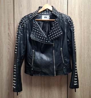Cazadora Biker Negra Púas efecto cocodrilo Talla M