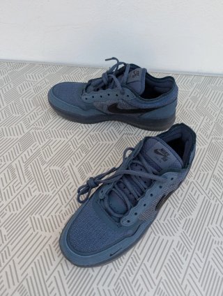 NIKE SB PS8 T-39