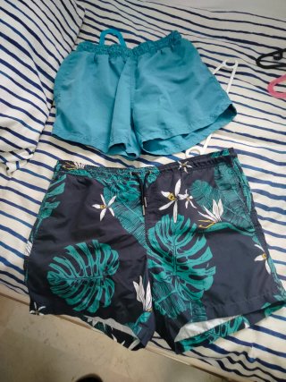 Conjunto de 2 bañadores estampados