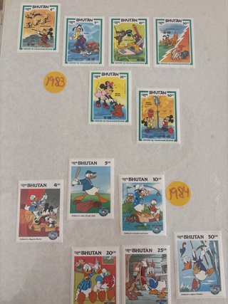 Sellos Anguilla y Bhutan Disney
