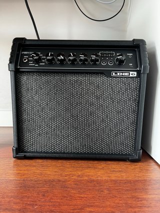Amplificador Line 6 Spider V 20W
