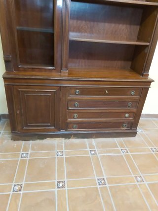 Mueble de madera para salón o comedor