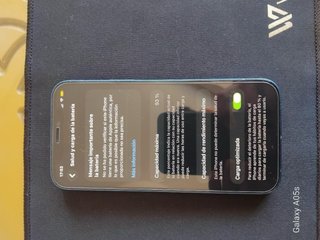 Iphone 12 azul marino