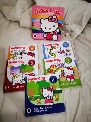 Set 5 libros Hello Kitty para aprender a leer