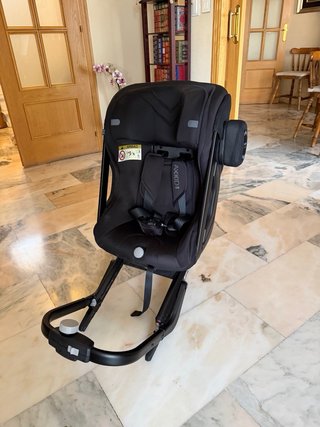 Axkid ONE Silla coche contramarcha 0-5 años