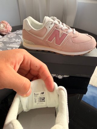 Zapatillas New Balance 574 Rosa y Beige