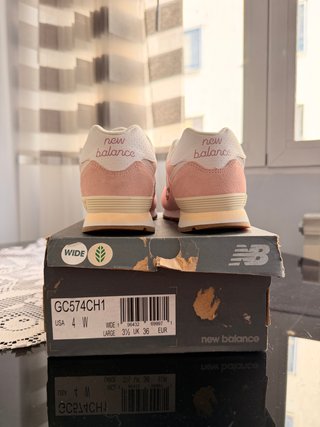 Zapatillas New Balance 574 Rosa y Beige