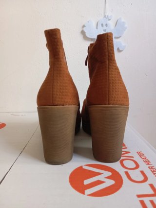 Botines marrones de terciopelo
