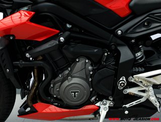 TRIUMPH STREET TRIPLE 660 S ¿A2?