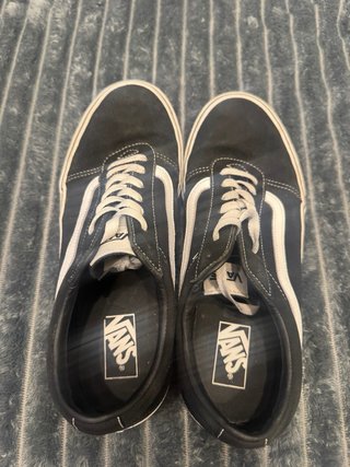 Zapatillas Vans Old Skool Negras y Blancas