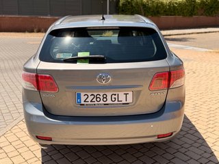 Toyota Avensis 2009