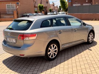Toyota Avensis 2009
