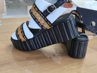 Sandali Frau n.37 nero/oro
