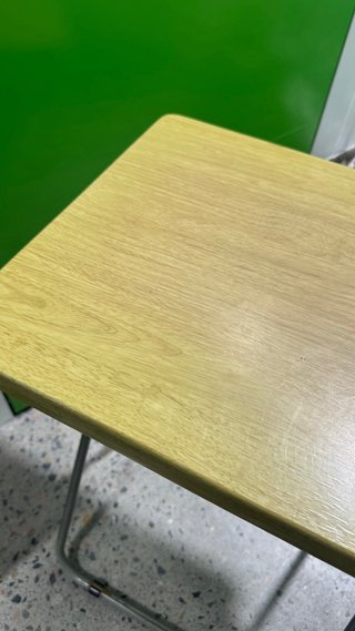 Mesa auxiliar plegable madera y metal