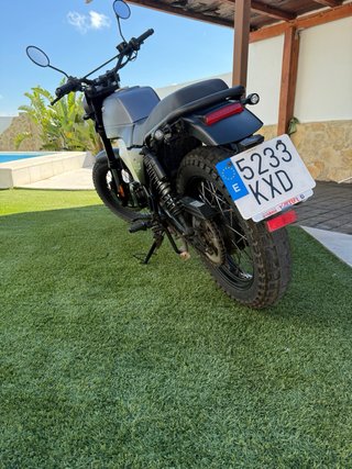 Moto Brixton 250 cc FELSBERG