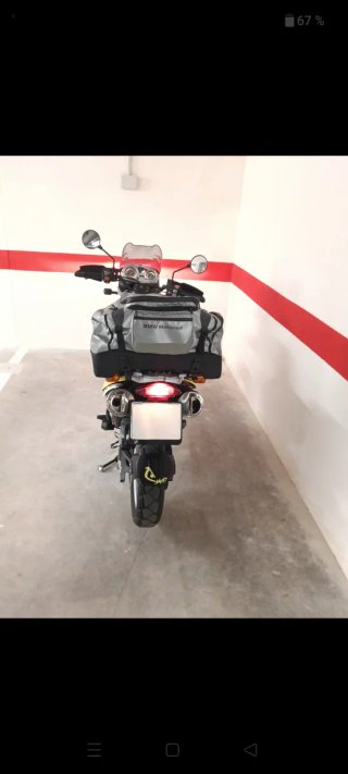 BMW F 650 GS Adventure Amarilla