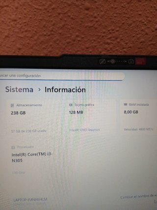 Lenovo IdeaPad Slim 3 15IAN8 i3-N305
