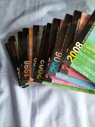 Lote 31 CD Música Española. Las canciones