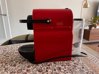 Cafetera Nespresso Krups Roja
