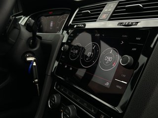 Volkswagen Golf VII 2.0 TSI 245 CV GTI Performance