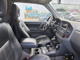 Mitsubishi Montero 2001