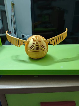 Soporte Alexa Echo Dot Snitch Dorada Harry Potter