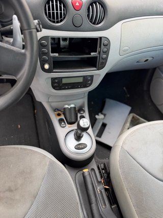 Citroen Pluriel 2004 1.6 gasolina averiado