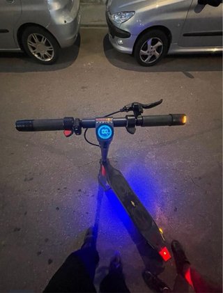 Patinete Eléctrico Retbull con Luces