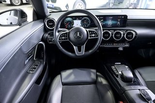 Mercedes CLA MERCEDES-BENZ   200 D DCT