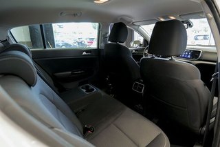 Kia Sportage   1.6 MHEV Black Edition 100kW 136CV 4x2