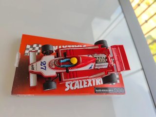 Scalextric Ligier JS11 Rojo