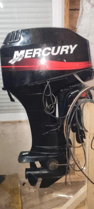 Mercury 40 CV 2T Motor fueraborda