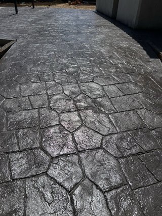 Suelo de hormigón impreso y pulido