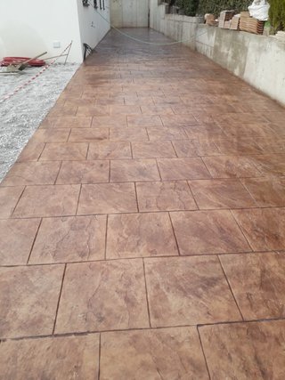 Suelo de hormigón impreso y pulido