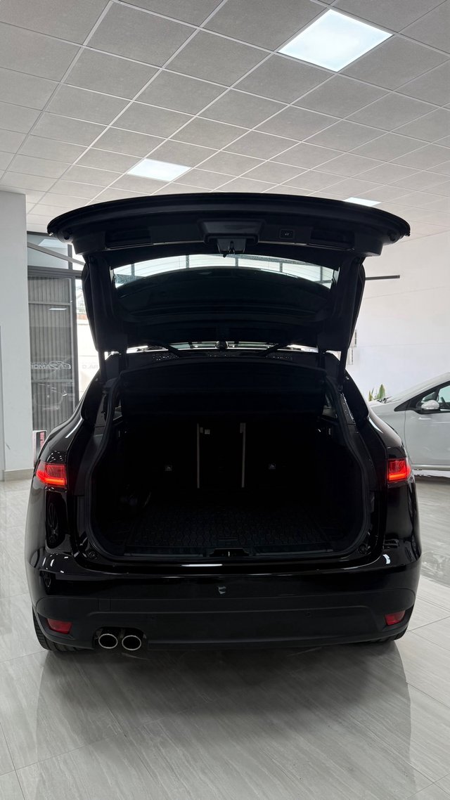 Jaguar F-Pace 2018