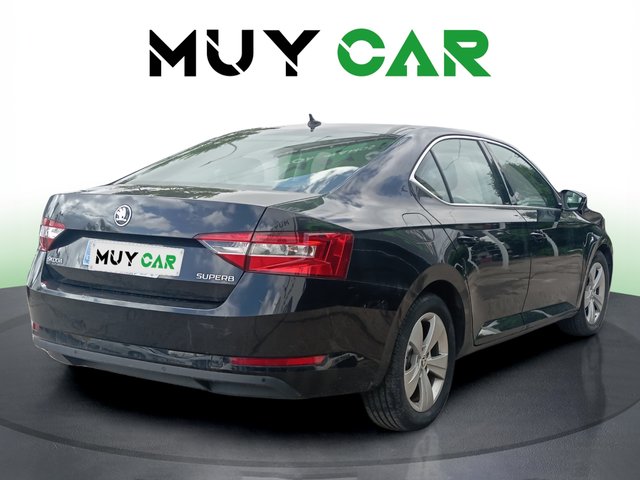 Skoda Superb 2.0 TDI Ambition DSG 110 kW (150 CV)