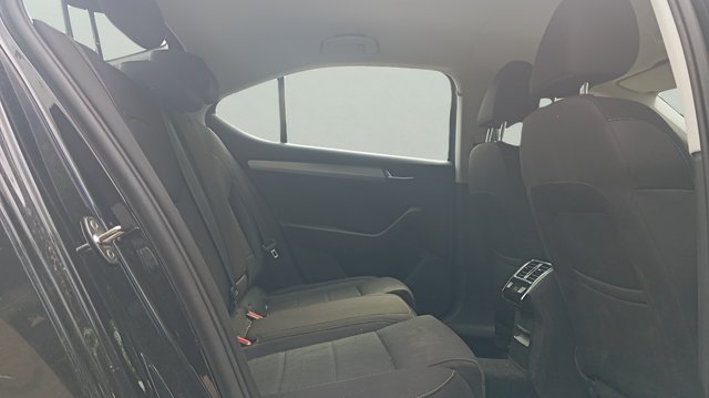 Skoda Superb 2.0 TDI Ambition DSG 110 kW (150 CV)